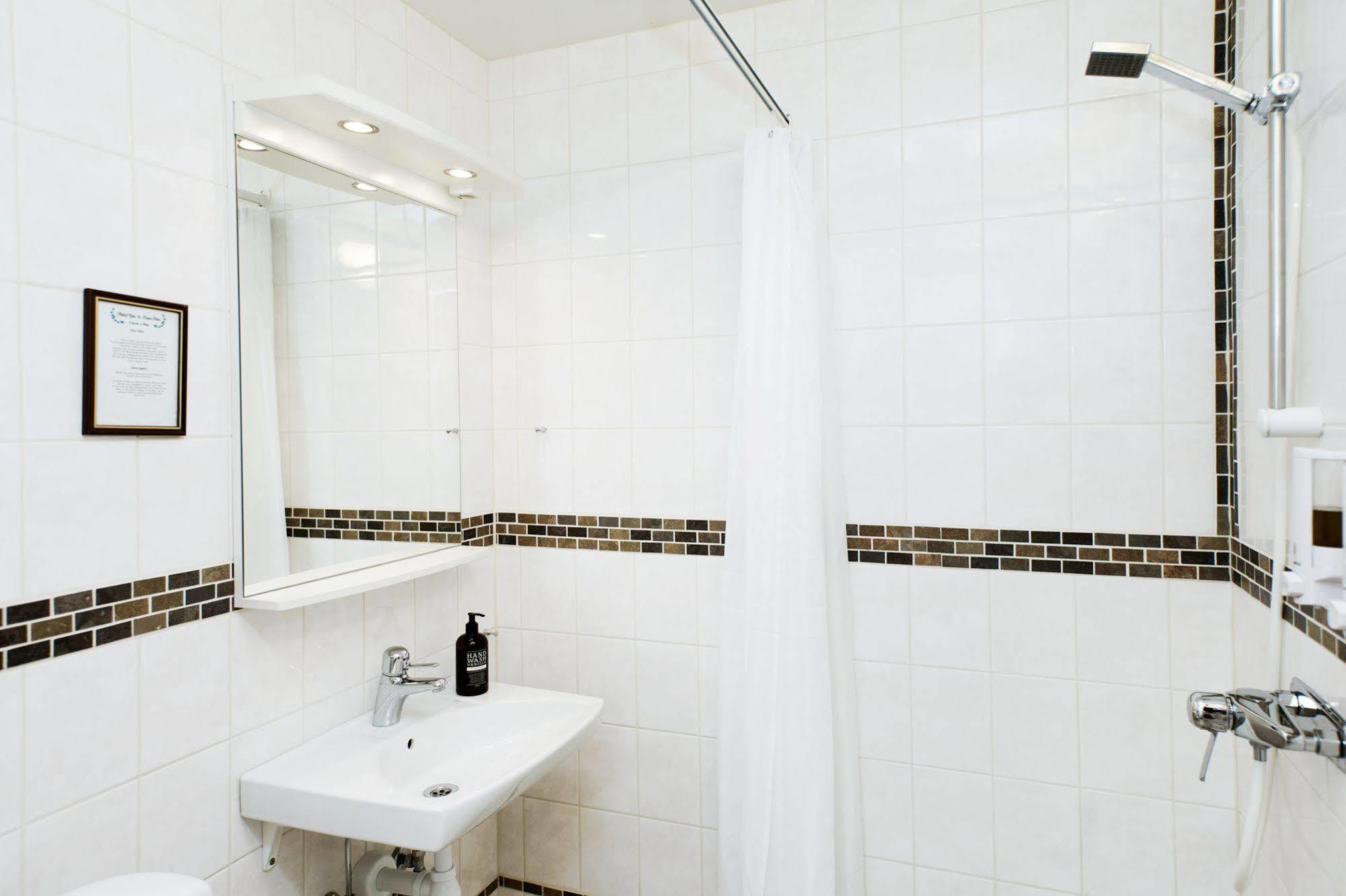 Hotell Lindgarden Visby Exterior photo