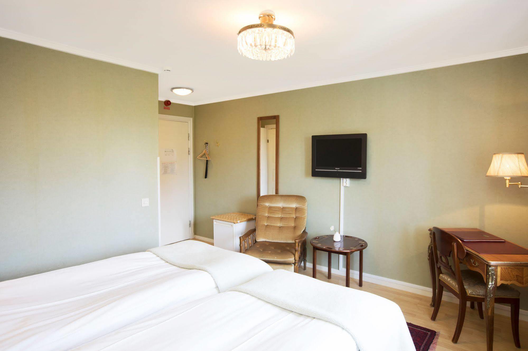 Hotell Lindgarden Visby Exterior photo